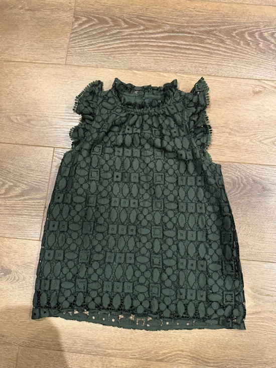 Anthropologie Tops - Anthropologie Olive Green Lace Ruffled Sleeve Blouse